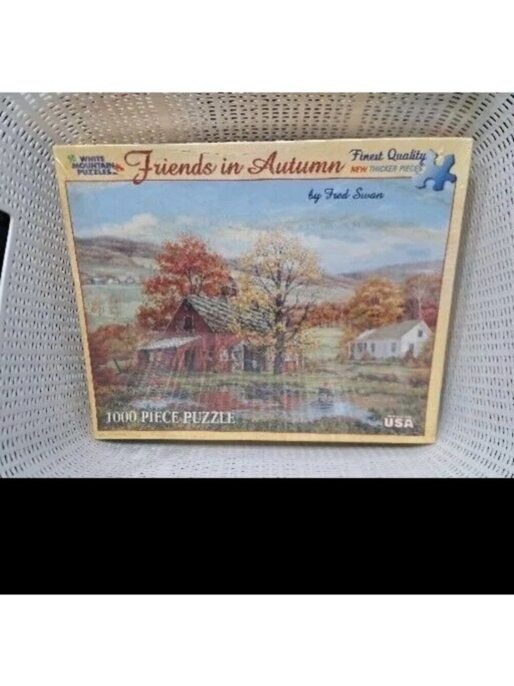 White Mountain FRIENDS IN AUTUMN 1000 piece puzzle fall‎ foliage barn NEW SEALED